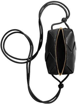 Bottega Veneta Cassette Kamera Bag Mini Hitam Lookbook Bottega Veneta Cassette Kamera Bag Mini Hitam