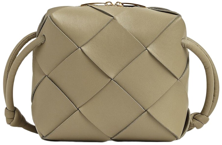 bottega-veneta-cassette-camera-bag-mini-intreccio-taupe