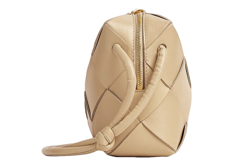 Order Beg Kassette Kamera Kecil Bottega Veneta Intreccio Porridge