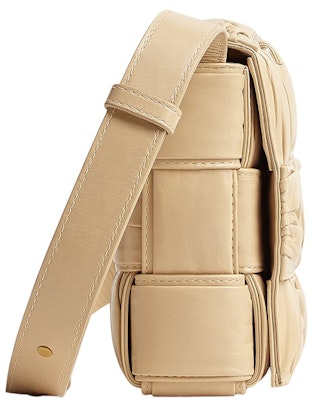 Tas Selempang Bottega Veneta Cassette Foulard Intreccio Porridge Order Tas Selempang Bottega Veneta Cassette Foulard Intreccio Porridge