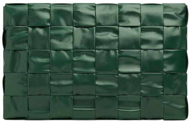 Beg Bottega Veneta Cassette Crossbody Maxi Intreccio Raintree Lookbook Beg Bottega Veneta Cassette Crossbody Maxi Intreccio Raintree