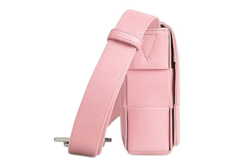 Order Bottega Veneta Beg Silang Kecil Intreccio Warna Merah Jambu