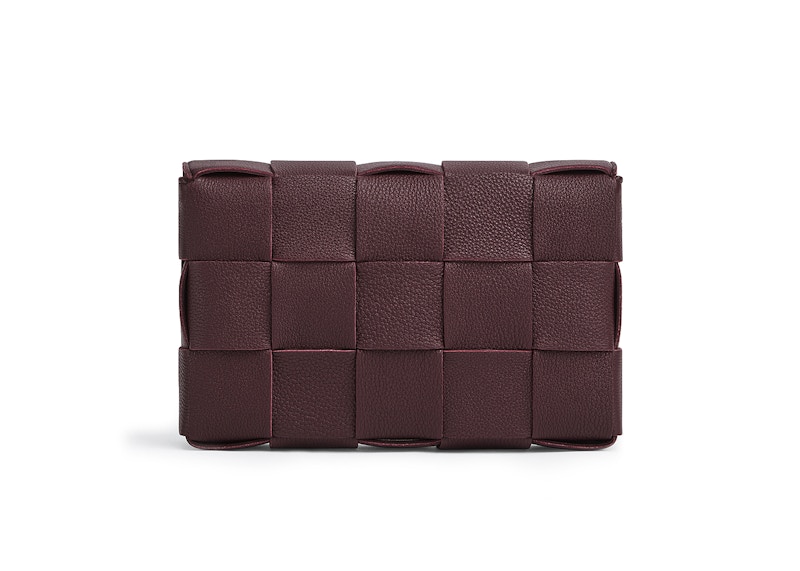 Lookbook Bottega Veneta Cassette Intrecciato Penny Wanita Lelaki Malaysia