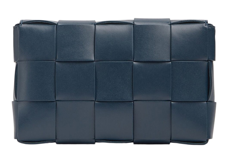 Order Bottega Veneta Cassette Intreccio Beg Silang Badan Biru Tua/Biru Pucat