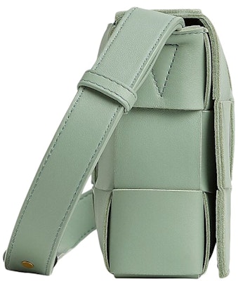 Bottega Veneta Cassette Intreccio Beg Sandang Sisi Sauge Baharu Order Bottega Veneta Cassette Intreccio Beg Sandang Sisi Sauge Baharu