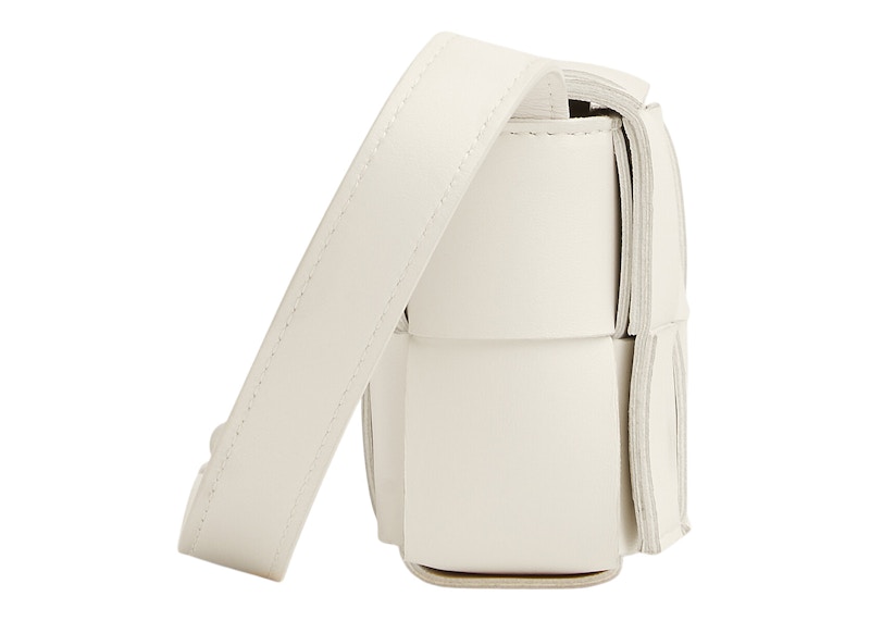 Order ボッテガ カセットミニ 白イントレチャート
