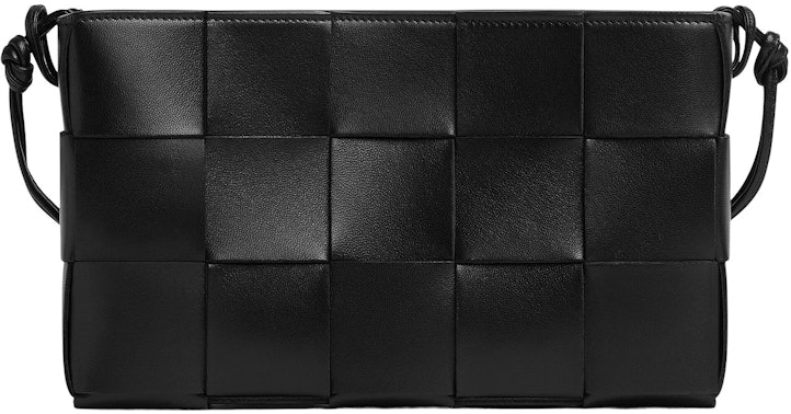 bottega-veneta-cassette-pouch-on-strap-intreccio-black