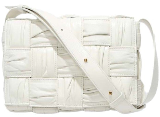 Bottega Veneta Kaset Putih Buy Bottega Veneta Kaset Putih
