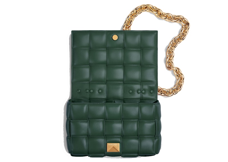 Lookbook Bottega Veneta Chain Cassette Crossbody Bag Raintree untuk Wanita