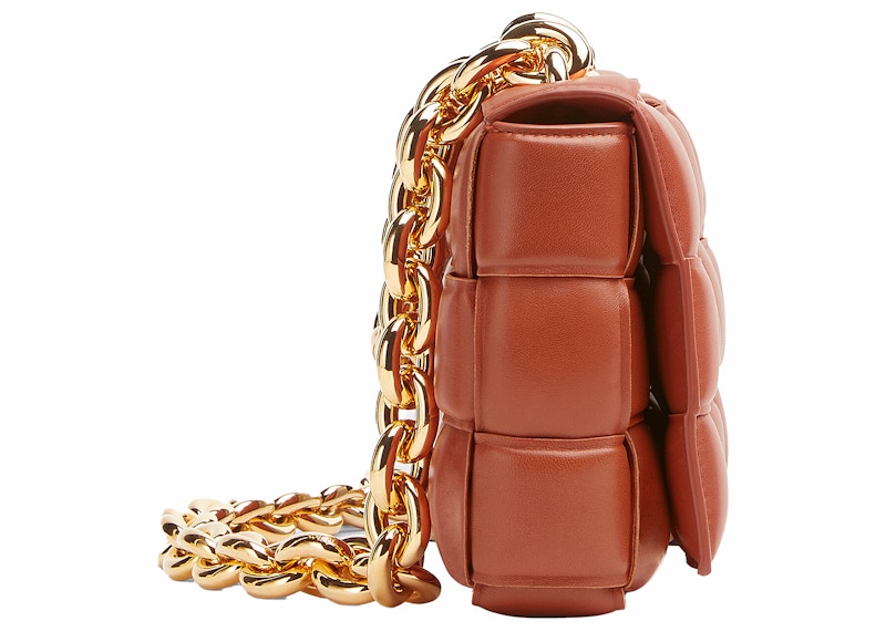 Order ボッテガ・ヴェネタ チェインカセット パッド入りイントレッチョショルダーバッグ メープル