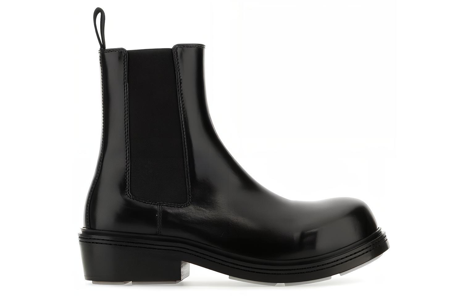 Order Bottega Veneta Sepatu Chelsea 'Kulit Hitam' 754426V3H801000