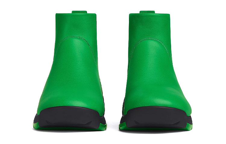 Shop 葆蝶家 Flash 草绿色靴子 668586-VBSD0-3730