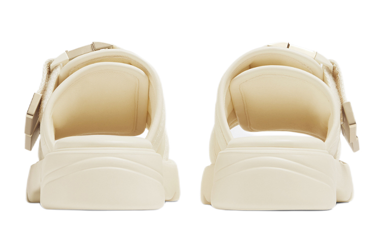 Purchase 葆蝶家 Flash 闪耀凉鞋 String 色 690097V0DS22916