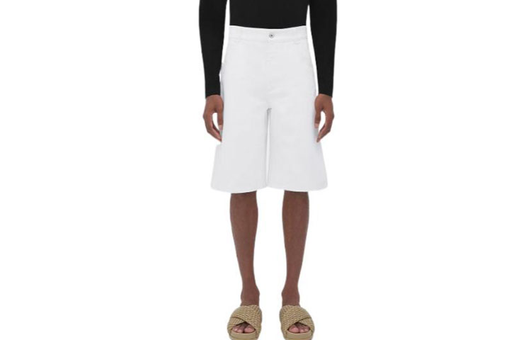Bottega Veneta FW22 White High-Waisted Button-Front Casual Shorts 706469V1WC09000