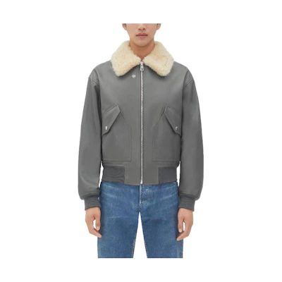 Bottega Veneta FW23 Grey Leather Jacket with Zip and Side Pockets. 723184V2JI01270