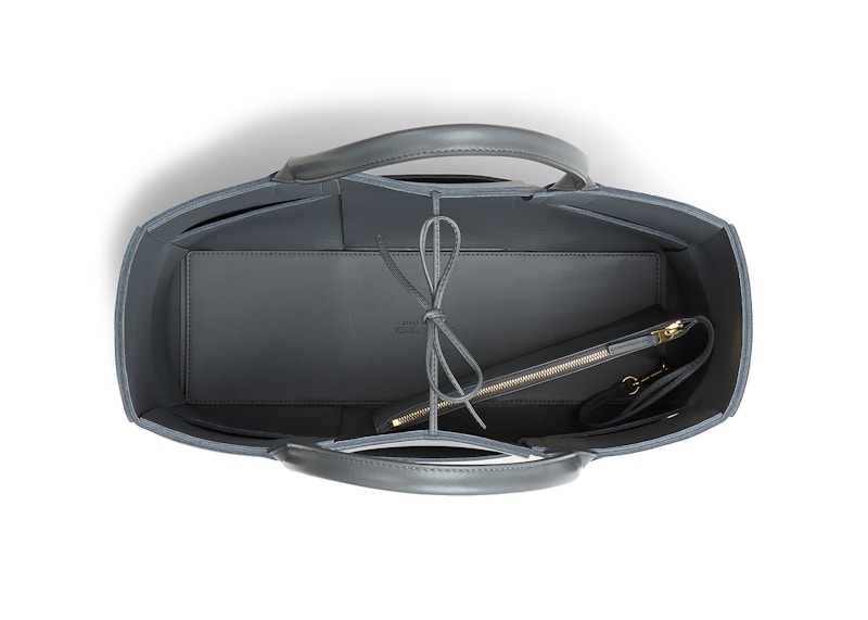 Lookbook 葆蝶家 中号编织Arco托特包 雷霆灰