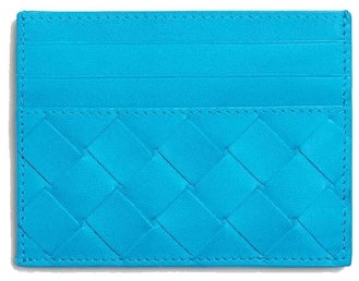 bottega-veneta-intrecciato-card-case-pool