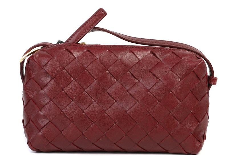 Order Beg Bahu Bottega Veneta Intrecciato Merah