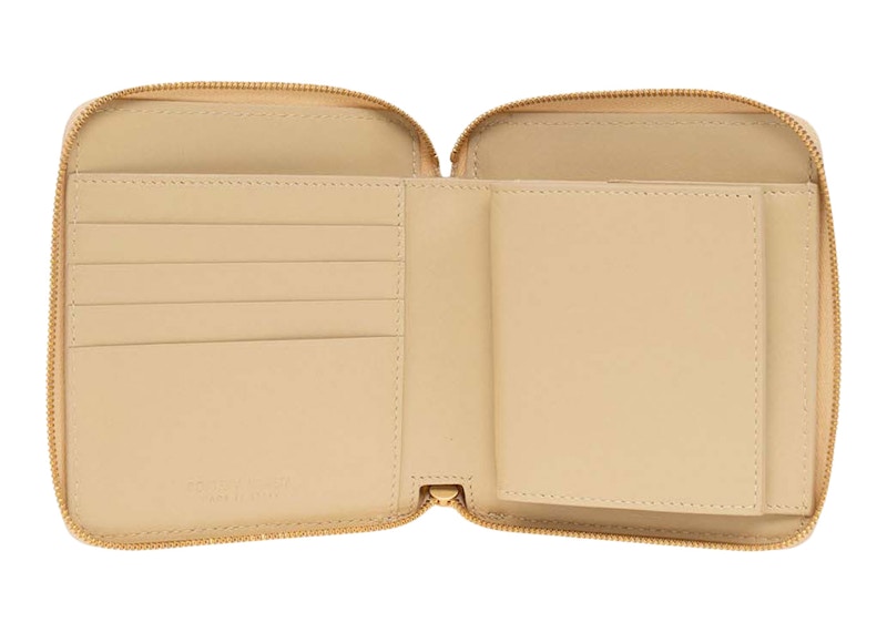 Lookbook Dompet Kulit Bottega Veneta Intrecciato dalam Warna Porridge