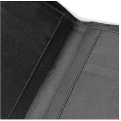 ボッテガ・ヴェネタイントレチャート編みフレンチウォレット ブラック Lookbook ボッテガ・ヴェネタイントレチャート編みフレンチウォレット ブラック