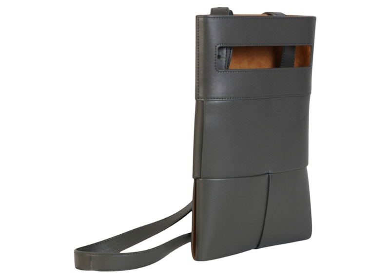 Order ボッテガ・ヴェネタ・イントレチャート・ウーブン・クロスボディ・ライトグラファイト