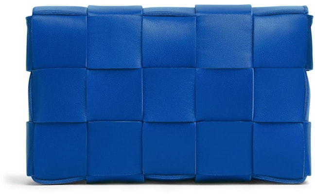 Bottega Veneta Intreccio Cassette Biru Kobalt Order Bottega Veneta Intreccio Cassette Biru Kobalt