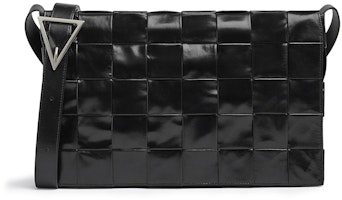 Bottega Veneta Intreccio Cassette Maxi Black Bottega Veneta Intreccio Cassette Maxi Black