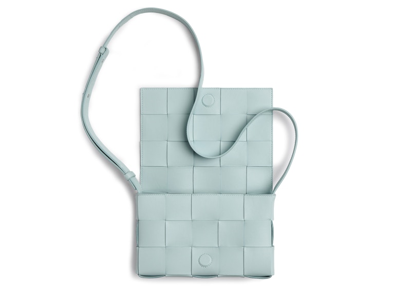 Lookbook ボッテガ・ヴェネタ カセット ティール (Bottega Veneta Kasetto Tiiru)
