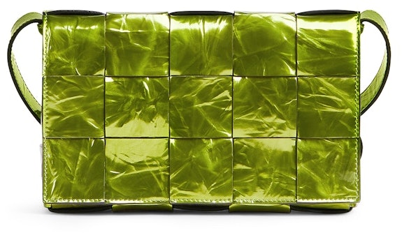 bottega-veneta-intreccio-weave-cassette-chlorophyll