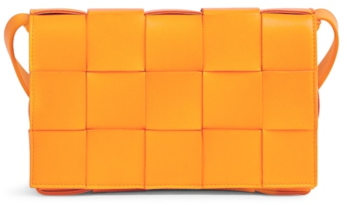 보테가 베네타 인트레치오 위빙 카세트 탠저린
Buy 보테가 베네타 인트레치오 위빙 카세트 탠저린