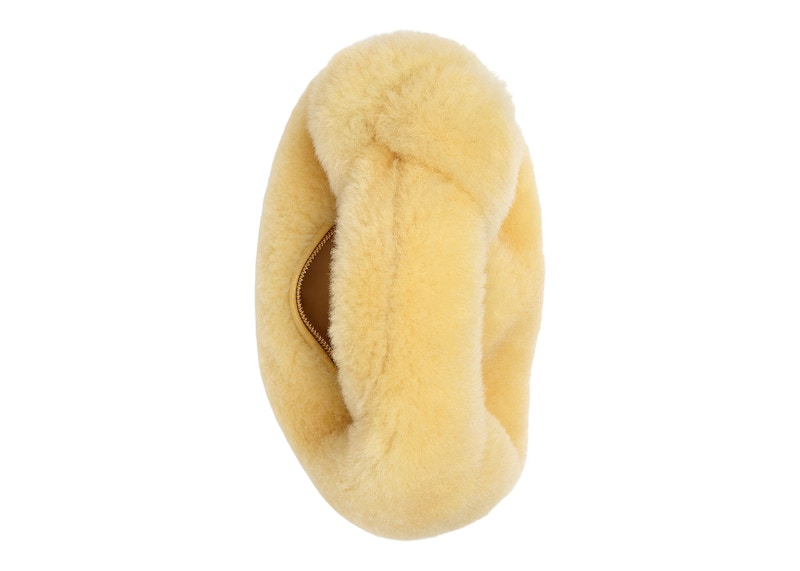 Lookbook ボッテガ・ヴェネタ ジョディミニ シアリングテディ
