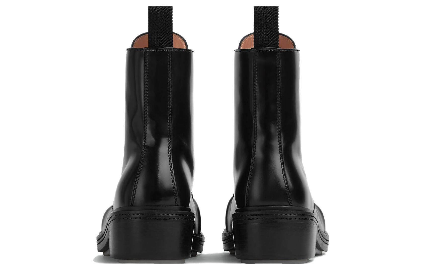 Shop ボッテガ・ヴェネタ レースアップレザーブーツ (ブラック) 763727V3H801000