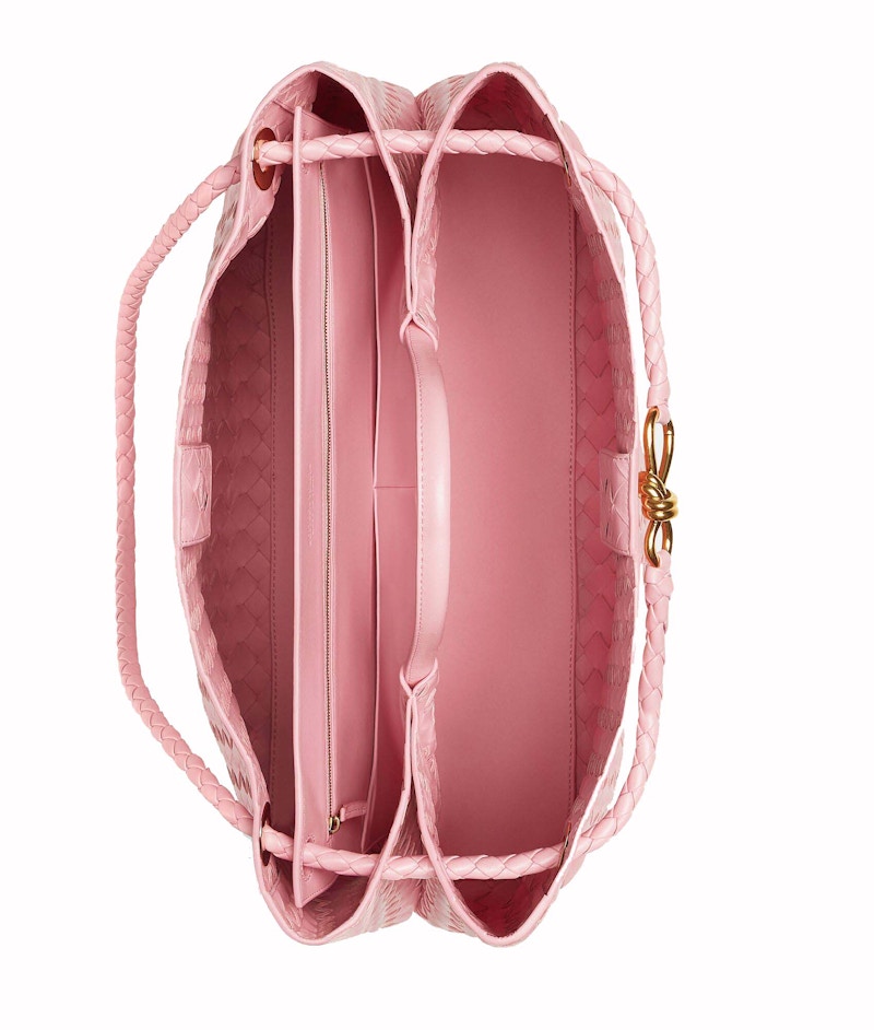 Lookbook ボッテガ・ヴェネタ ラージ アンディアモ バッグ リボン