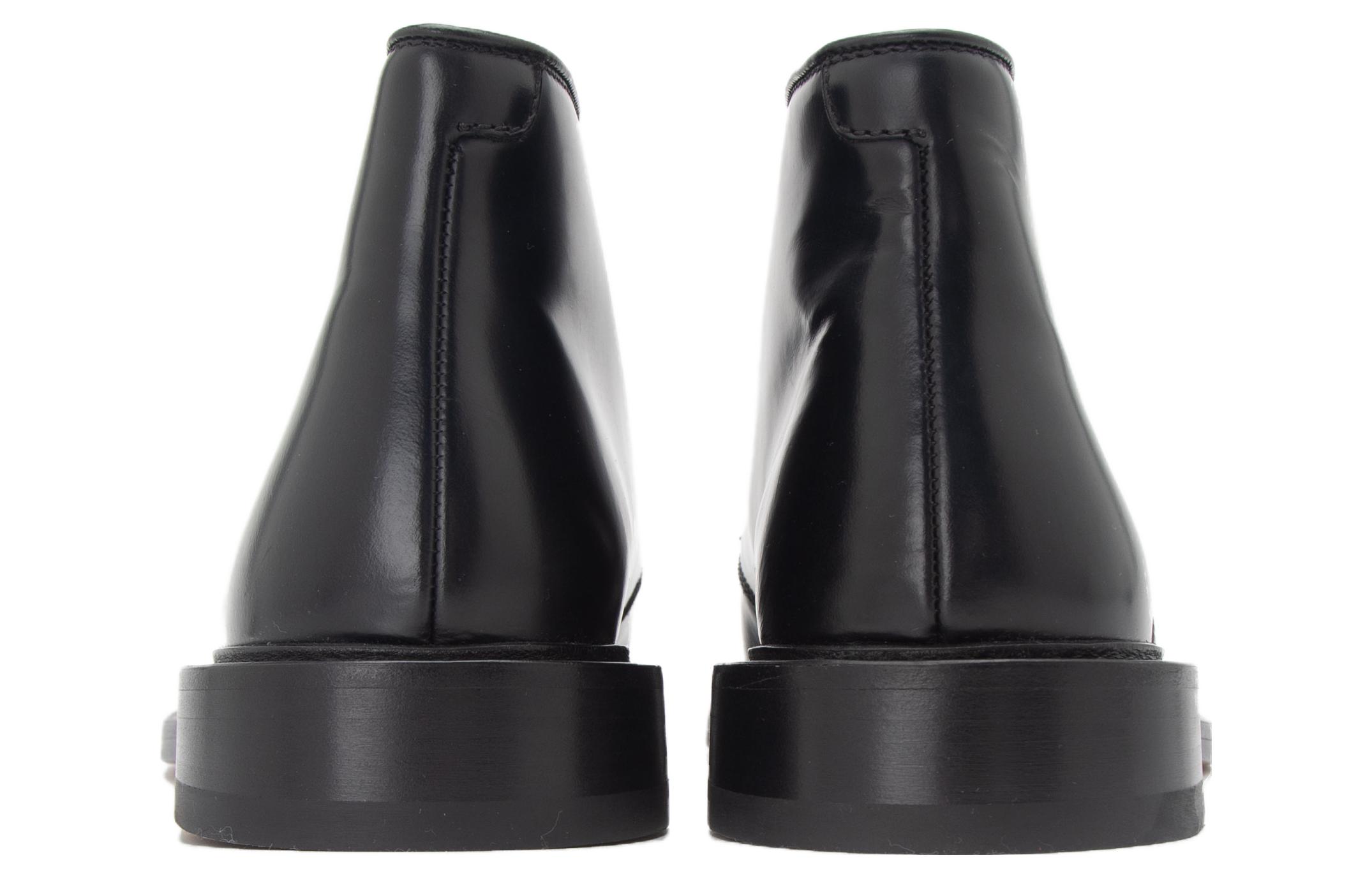 Shop Bottega Veneta Level Boot 'Hitam' 651317V00H01000