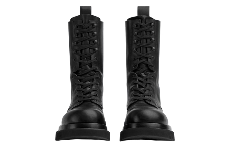 Shop Bottega Veneta Botas Lug de Cuero con Cordones 'Negro' 715516VBS501000