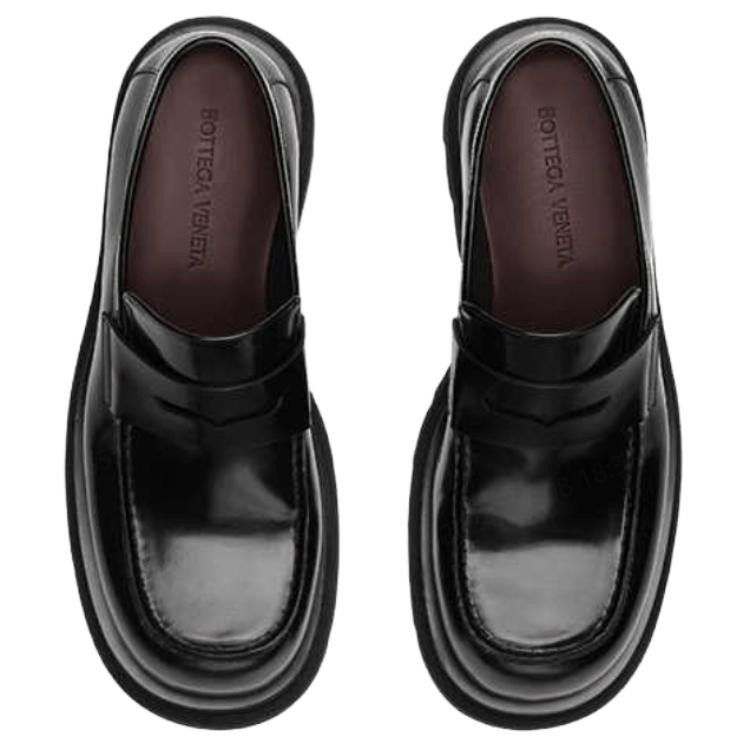 Bottega Veneta Lug Loafer 'Black Leather' 圖 3