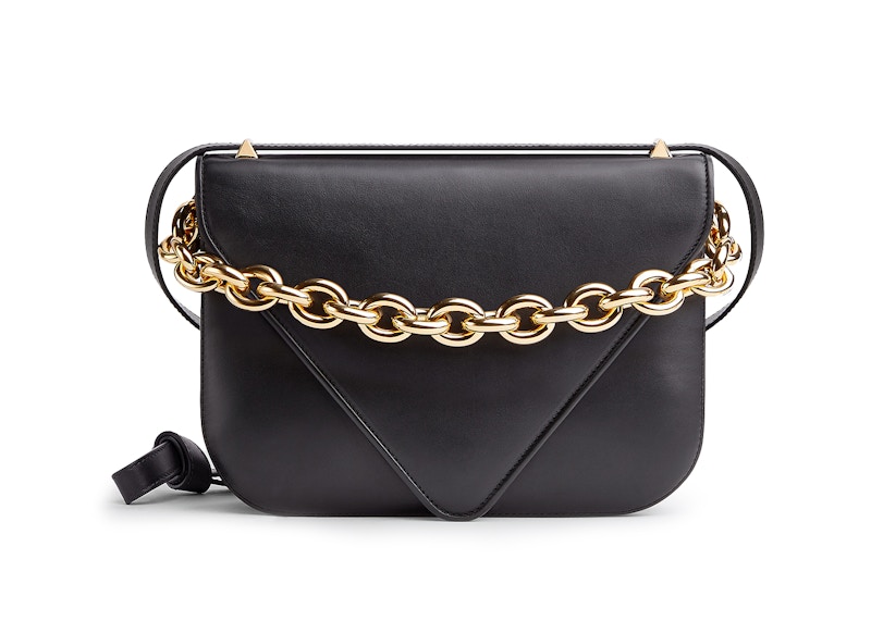 Bottega Veneta Matte Mount Medium Black