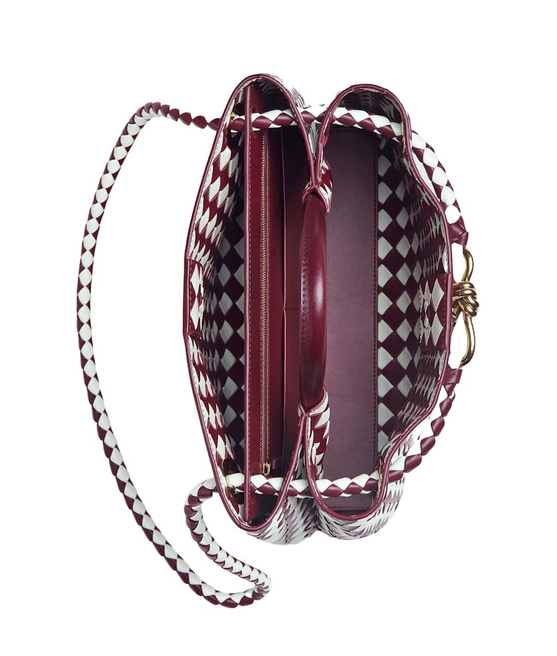 Lookbook ボッテガ・ヴェネタ ミディアム アンディアモ バッグ バローロ/グレイシャー