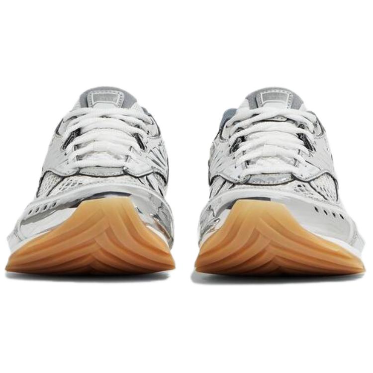 Shop ボッテガ・ヴェネタ オービット シルバーホワイト 741357V2X401425