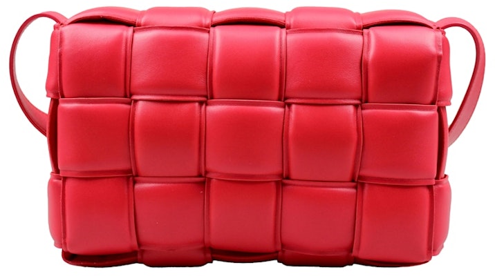 Bottega Veneta Padded Cassette Merah Ceri Order Bottega Veneta Padded Cassette Merah Ceri