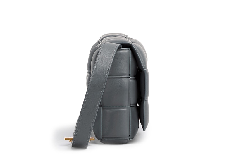 Order ボッテガ・ヴェネタ パデッドカセットイントレチャートサンダー