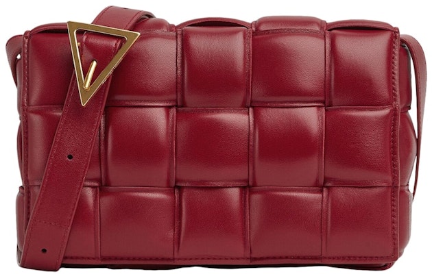 ボッテガヴェネタ パデッドイントレッチョ カセッテ クロスボディバッグ ダークレッド Buy ボッテガヴェネタ パデッドイントレッチョ カセッテ クロスボディバッグ ダークレッド