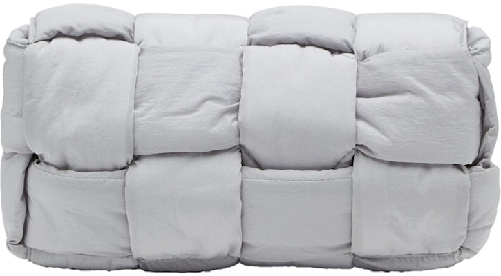 Bottega Veneta Padded Tech Cassette Frost Beg Tangan Lelaki Order Bottega Veneta Padded Tech Cassette Frost Beg Tangan Lelaki