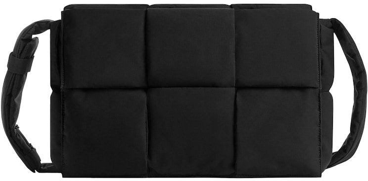 bottega-veneta-pillow-cassette-black