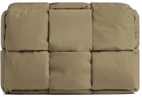 Order Bottega Veneta 枕型卡帶包-棕褐色