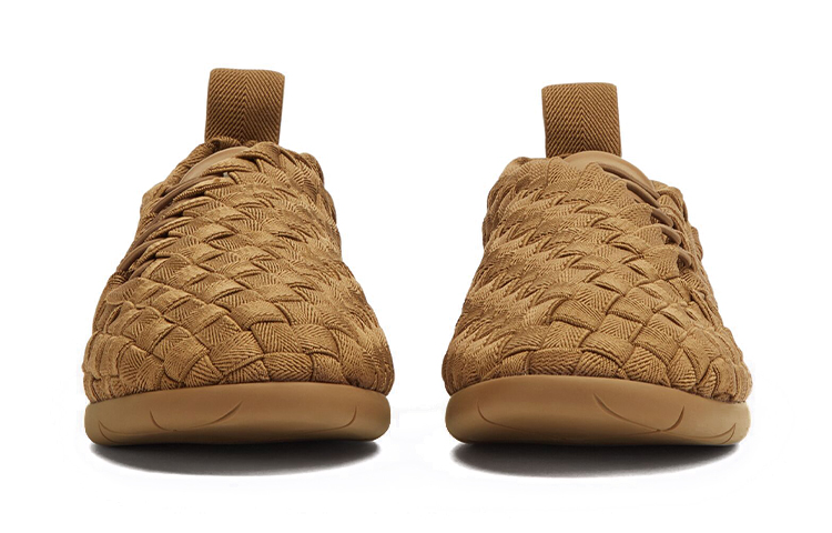 Lookbook 葆蝶家 Plat 棕色弹力鞋带鞋 651306V0GV17647