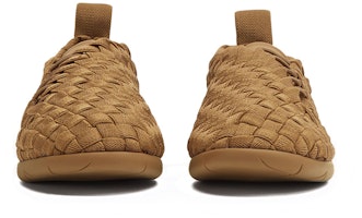 葆蝶家 Plat 棕色弹力鞋带鞋 651306V0GV17647 Lookbook 葆蝶家 Plat 棕色弹力鞋带鞋 651306V0GV17647