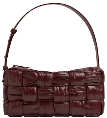 보테가 베네타 플리세 인트레치오 카세트 브릭 숄더백 바롤로
Buy 보테가 베네타 플리세 인트레치오 카세트 브릭 숄더백 바롤로