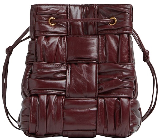 bottega-veneta-plisse-intreccio-cassette-bucket-crossbody-bag-small-barolo