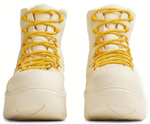 Bottega Veneta 葆蝶家 科技布料系帶工裝短靴 白色 Lookbook Bottega Veneta 葆蝶家 科技布料系帶工裝短靴 白色